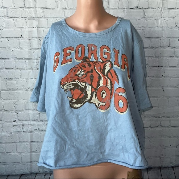 Altar'd State Tops - altar’d state blue & orange tiger shirt size L